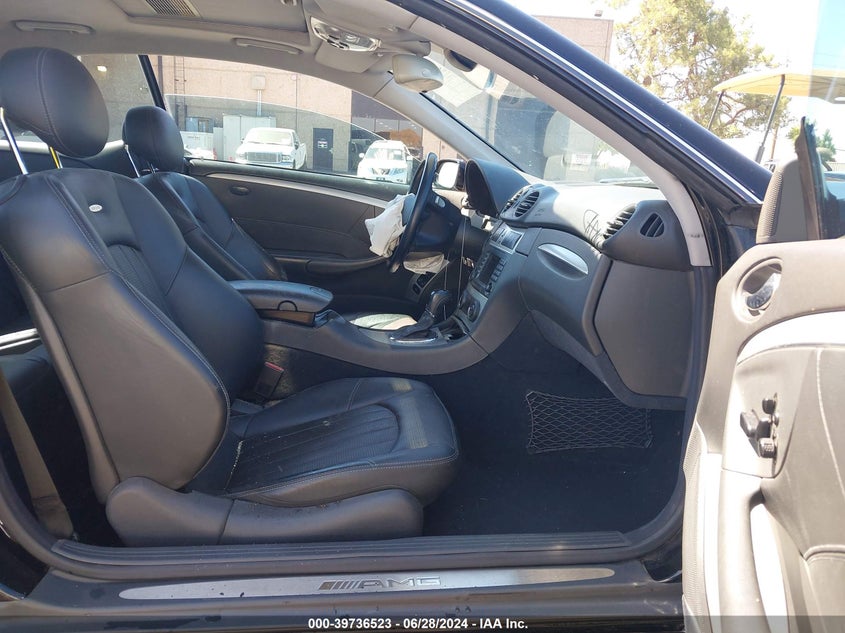 2005 Mercedes-Benz Clk 55 Amg 55 Amg VIN: WDBTJ76H85F153664 Lot: 39736523