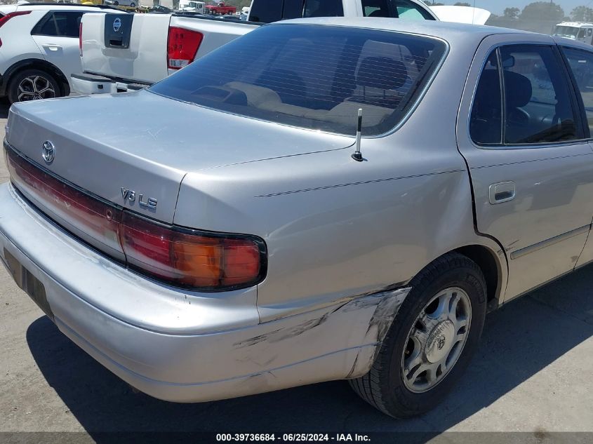 1994 Toyota Camry Le VIN: JT2GK12E2R0049553 Lot: 39736684