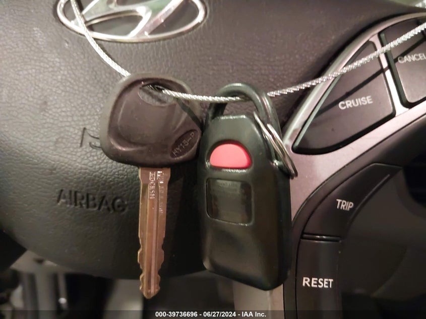 2013 Hyundai Elantra Gls/Limited VIN: KMHDH4AE3DU523969 Lot: 39736696