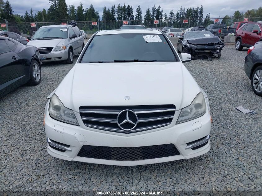 2014 Mercedes-Benz C 250 Luxury/Sport VIN: WDDGF4HB4ER304905 Lot: 39736738