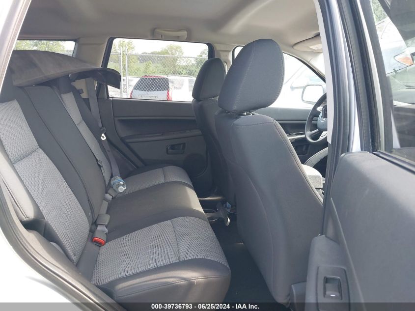 2008 Jeep Grand Cherokee Laredo VIN: 1J8HR48N28C228049 Lot: 39736793