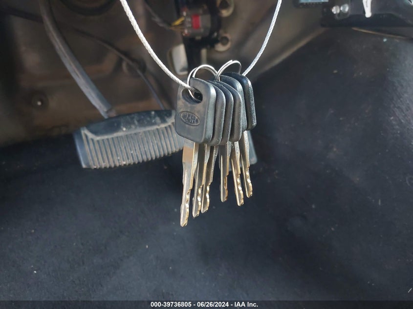 2004 Ford F250 Super Duty VIN: 1FTNW21P64EC99790 Lot: 39736805