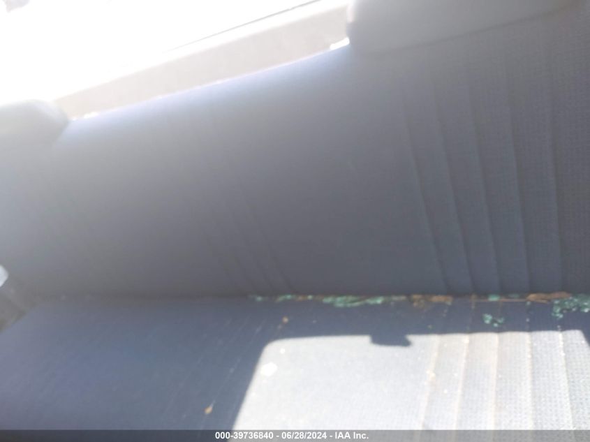 1998 Chevrolet Gmt-400 K2500 VIN: 1GCGK29R4WE159475 Lot: 39736840