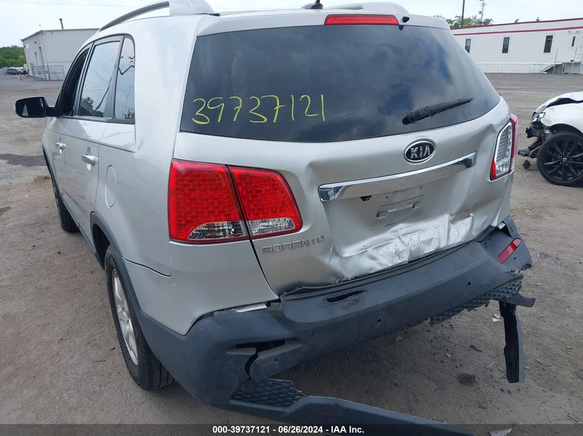 2011 Kia Sorento Lx VIN: 5XYKTDA18BG093362 Lot: 39737121