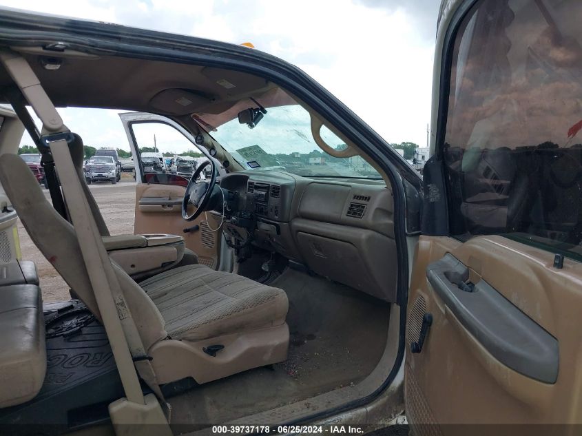 2001 Ford F-350 Lariat/Xl/Xlt VIN: 1FDWX37F21EC32732 Lot: 39737178