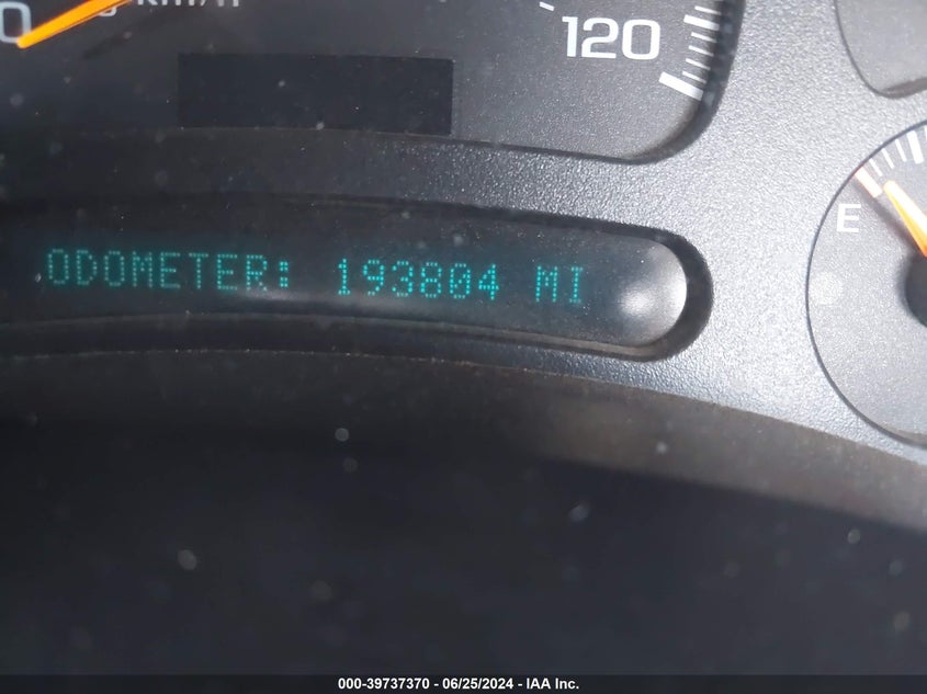 2005 Chevrolet Silverado 2500Hd Work Truck VIN: 1GCHC24U25E266861 Lot: 39737370