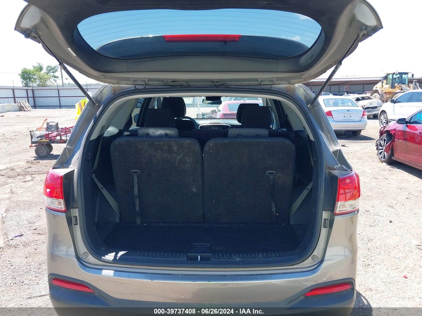 2017 Kia Sorento 3.3L Lx VIN: 5XYPG4A58HG207298 Lot: 39737408