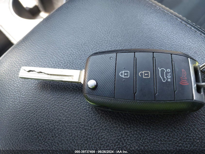 2017 Kia Sorento 3.3L Lx VIN: 5XYPG4A58HG207298 Lot: 39737408