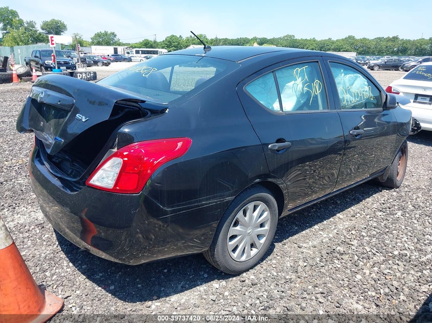 2014 NISSAN VERSA 1.6 S - 3N1CN7AP2EL869473