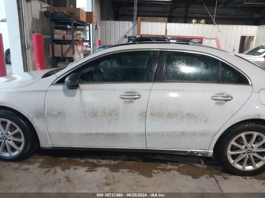 2019 Mercedes-Benz A-Class 220 VIN: WDD3G4EB3KW025846 Lot: 39737460
