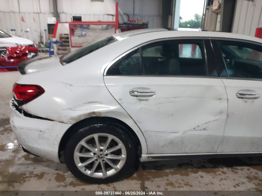 2019 Mercedes-Benz A-Class 220 VIN: WDD3G4EB3KW025846 Lot: 39737460