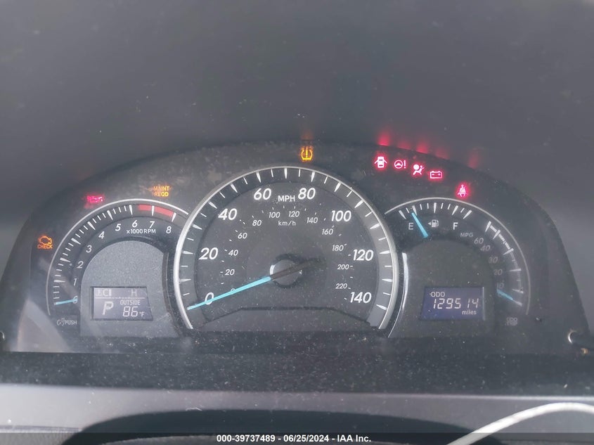 2012 Toyota Camry Le VIN: 4T4BF1FK2CR222222 Lot: 39737489