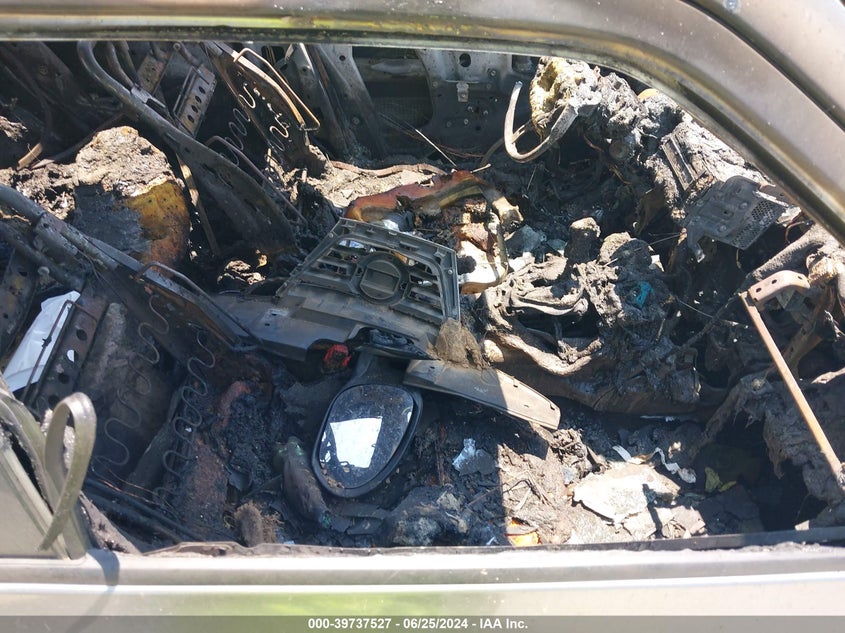 2011 Nissan Juke S VIN: JN8AF5MR5BT001322 Lot: 39737527