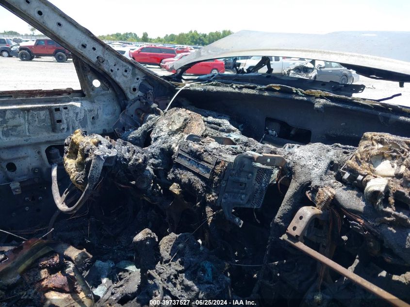 2011 Nissan Juke S VIN: JN8AF5MR5BT001322 Lot: 39737527