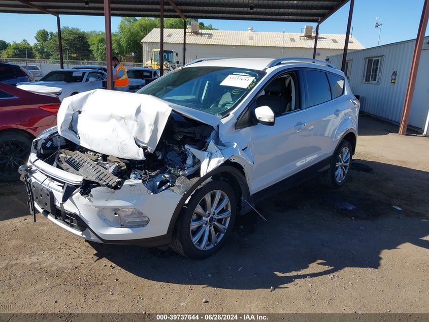 VIN 1FMCU0JD6HUD77354 2017 FORD ESCAPE TITANIUM