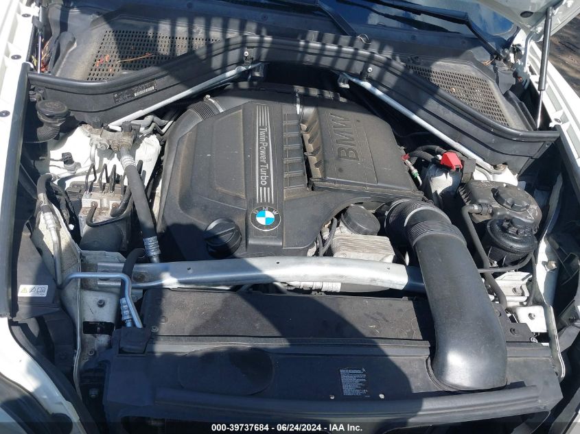 2013 BMW X5 xDrive35I/xDrive35I Premium/xDrive35I Sport Activity VIN: 5UXZV4C50D0E07492 Lot: 39737684