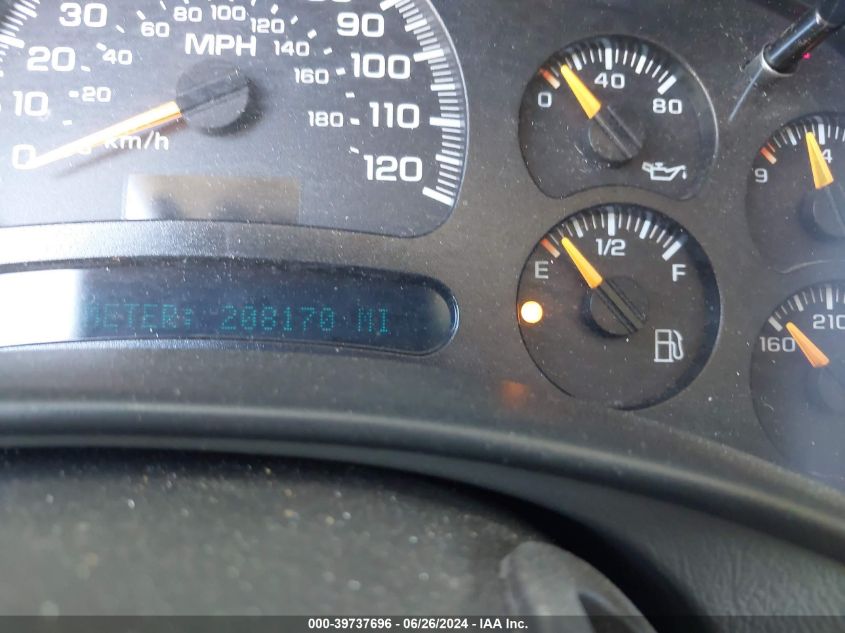 2005 GMC Yukon Sle VIN: 1GKEC13T25J198837 Lot: 39737696