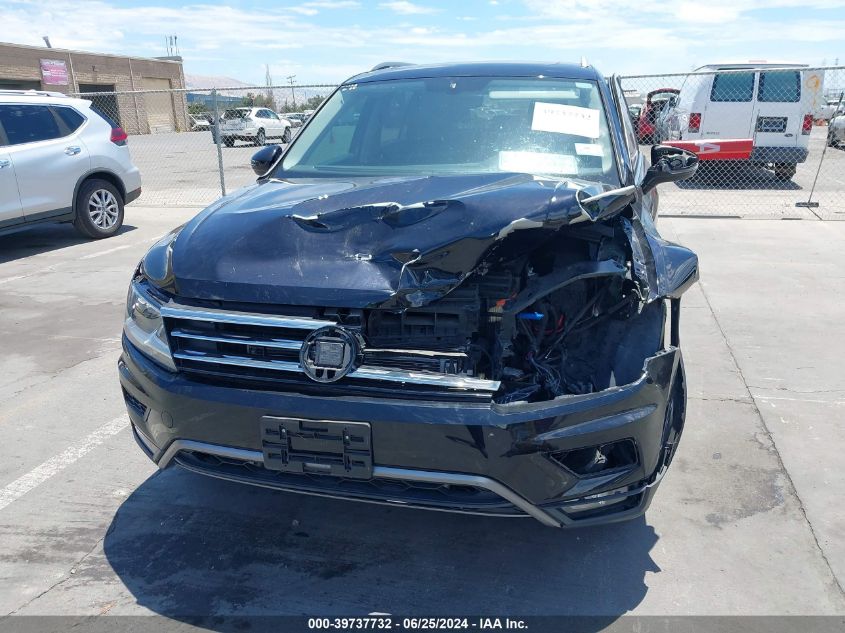 2018 VOLKSWAGEN TIGUAN 2.0T SE/2.0T SEL - 3VV3B7AX8JM153883