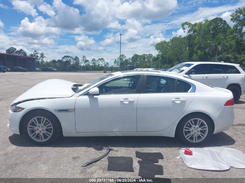 2017 Jaguar Xe 25T Premium VIN: SAJAD4BG2HA946912 Lot: 39737768