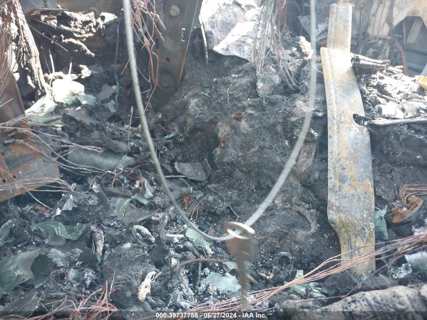 2015 GMC Sierra K1500 Sle VIN: 3GTU2UECXFG427325 Lot: 39737788