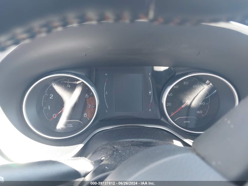 2018 Jeep Compass Latitude VIN: 3C4NJDBB6JT413845 Lot: 39737812