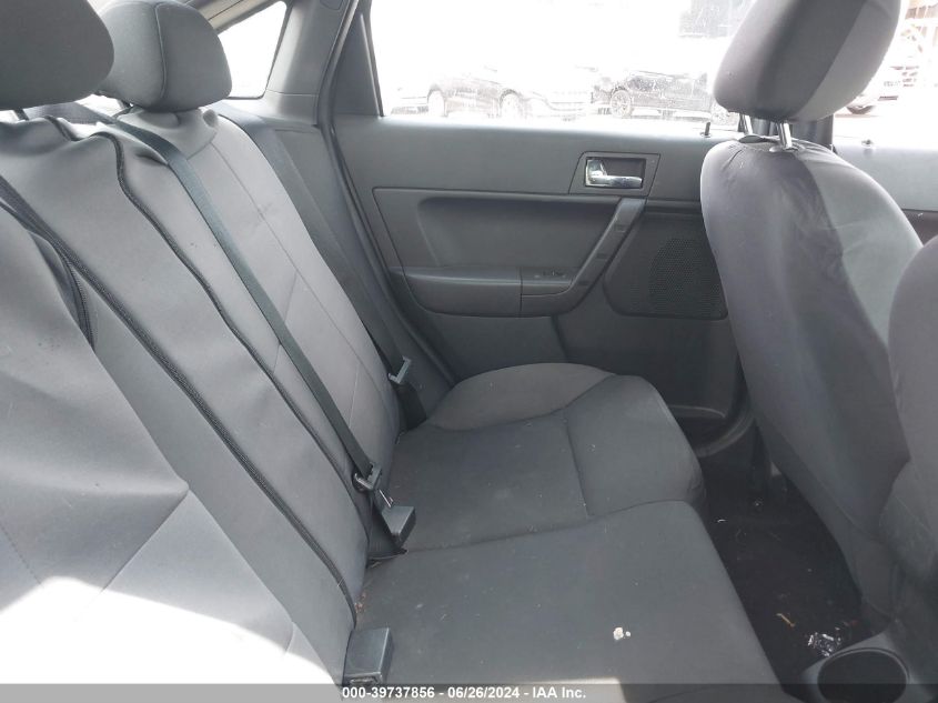 2010 Ford Focus Ses VIN: 1FAHP3GN1AW272319 Lot: 39737856