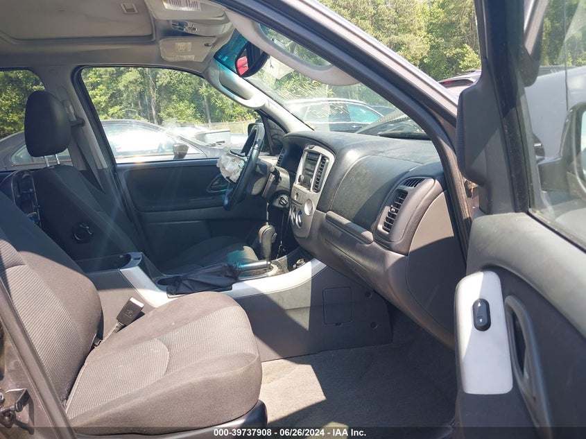 2006 Mazda Tribute S VIN: 4F2YZ94146KM12807 Lot: 39737908