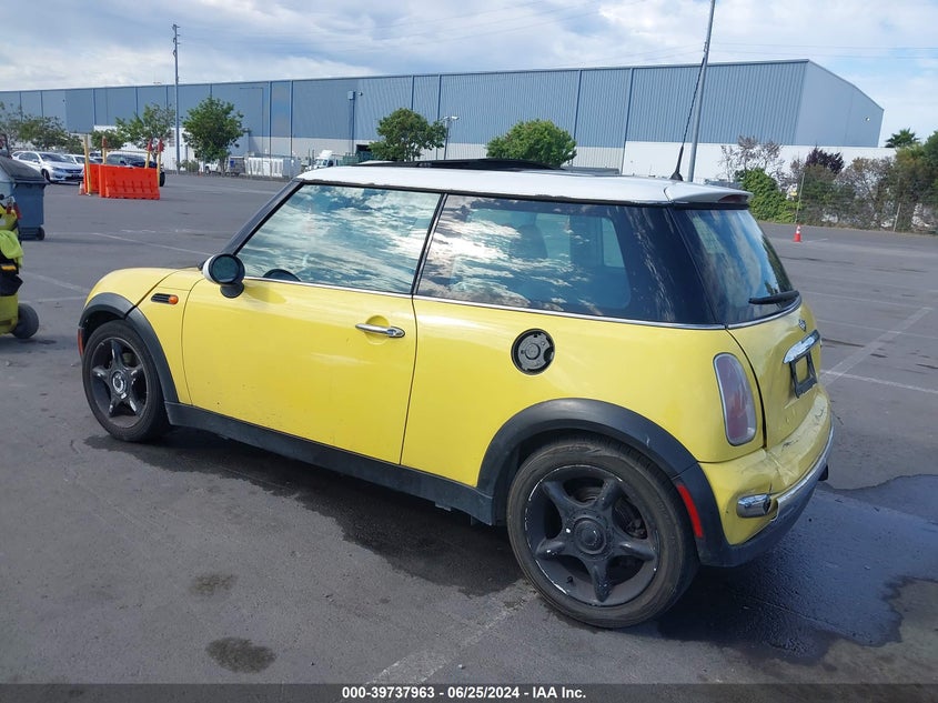 2003 Mini Cooper VIN: WMWRC33413TE13787 Lot: 39737963