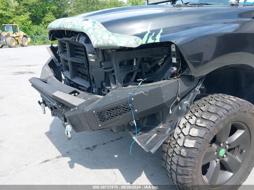 2015 Ram 1500 Express VIN: 1C6RR7KT9FS679977 Lot: 39737970