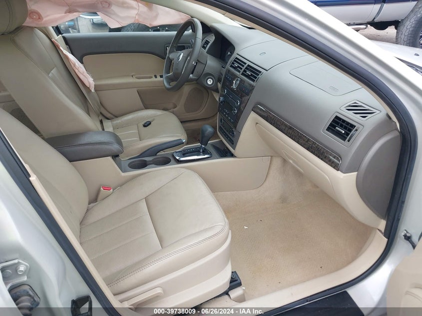 2008 Mercury Milan I4 Premier VIN: 3MEHM08Z78R600907 Lot: 39738009