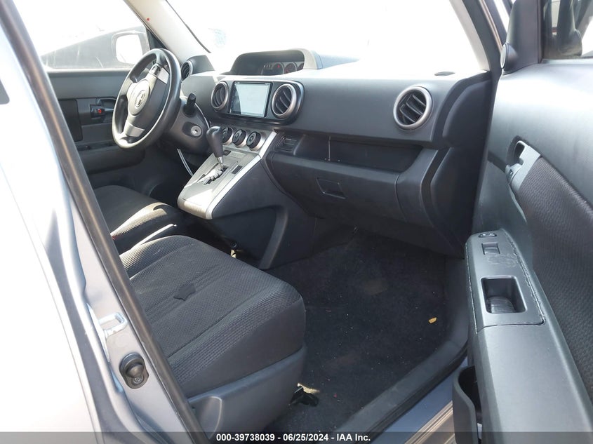 2009 Toyota Scion Xb VIN: JTLKE50E891063698 Lot: 39738039