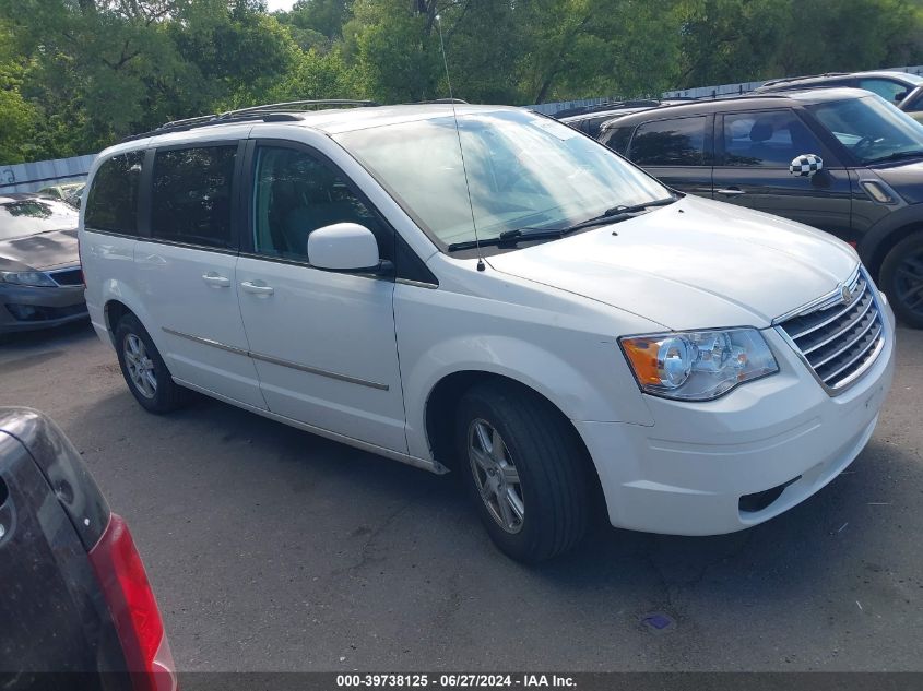 2010 Chrysler Town & Country Touring VIN: 2A4RR5D18AR221361 Lot: 39738125