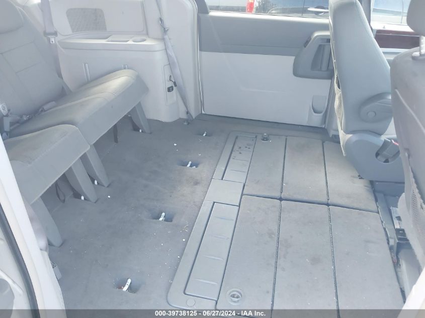 2010 Chrysler Town & Country Touring VIN: 2A4RR5D18AR221361 Lot: 39738125