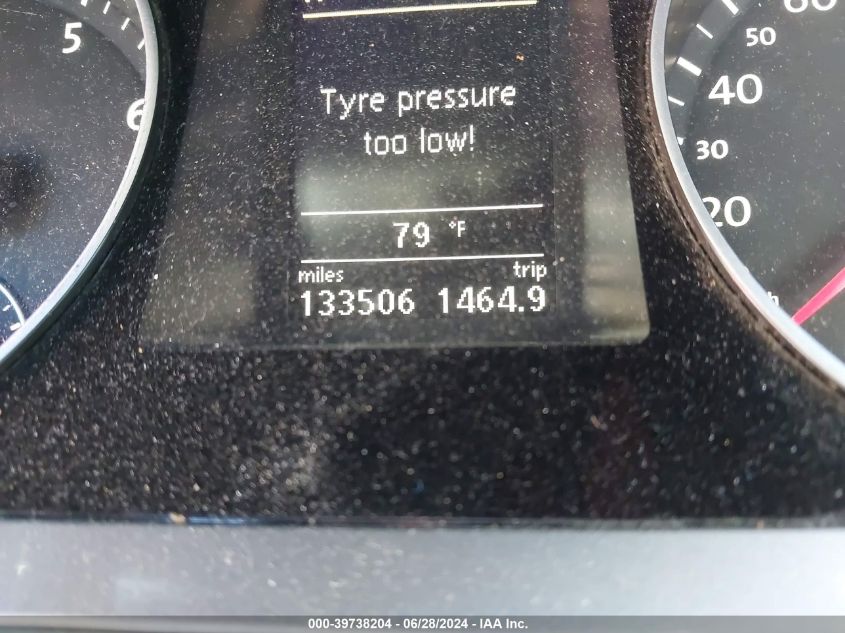 2010 Volkswagen Passat Komfort VIN: WVWJK7AN0AE067896 Lot: 39738204