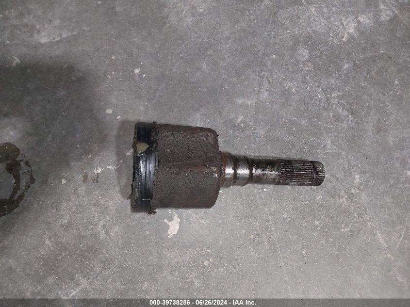 2004 Ford Expedition Xlt VIN: 1FMPU16L74LB32103 Lot: 39738286