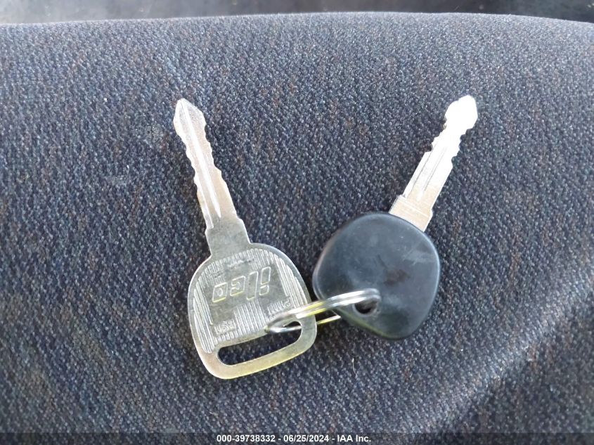 2002 GMC Sierra 1500 Sl VIN: 1GTEC14V52Z284698 Lot: 39738332