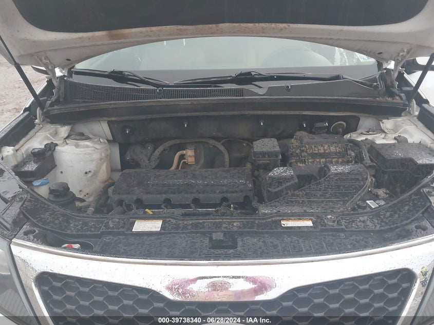 2011 Kia Sorento Lx VIN: 5XYKT3A12BG130920 Lot: 39738340