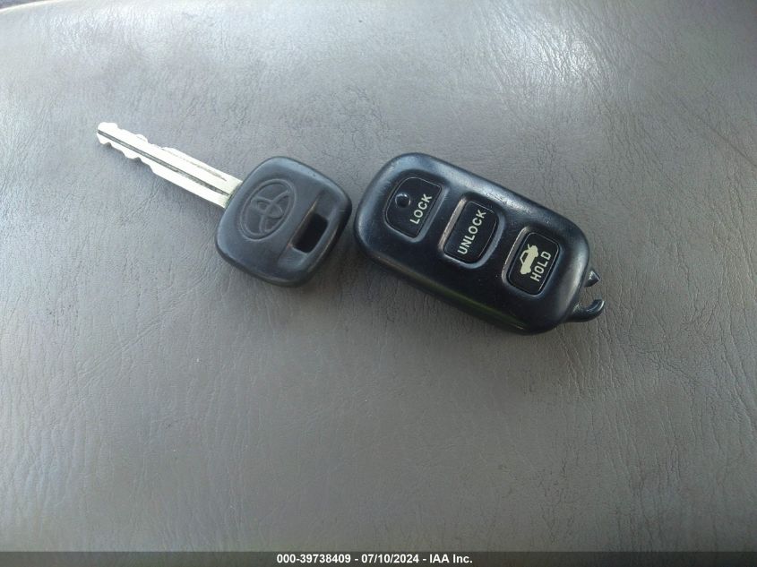 2005 Toyota Camry Le VIN: 4T1BE32K25U983849 Lot: 39738409