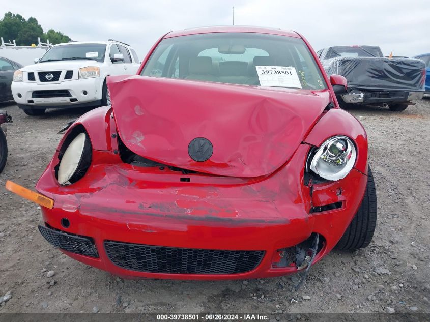 2010 Volkswagen New Beetle 2.5L VIN: 3VWRW3AG5AM011770 Lot: 39738501