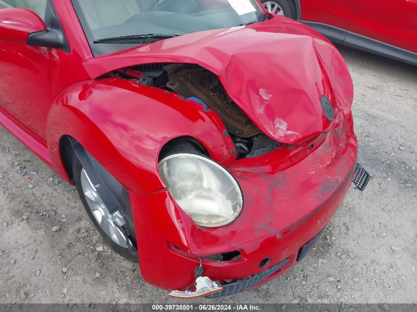 2010 Volkswagen New Beetle 2.5L VIN: 3VWRW3AG5AM011770 Lot: 39738501