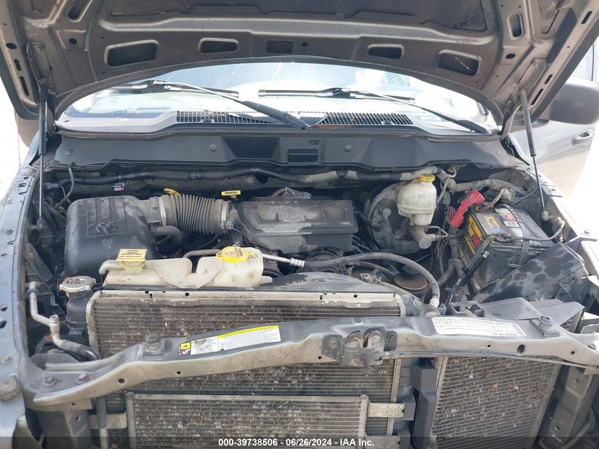 2008 Dodge Ram 1500 St/Sxt VIN: 1D7HU18NX8S586385 Lot: 39738506