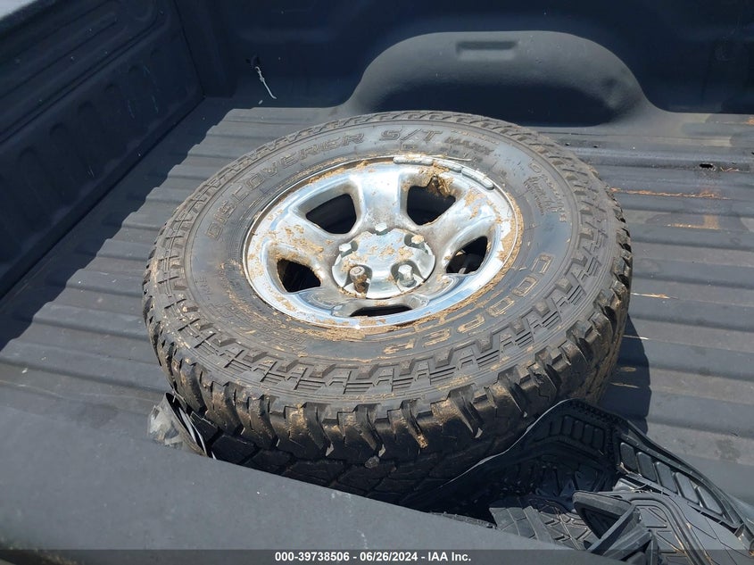 2008 Dodge Ram 1500 St/Sxt VIN: 1D7HU18NX8S586385 Lot: 39738506