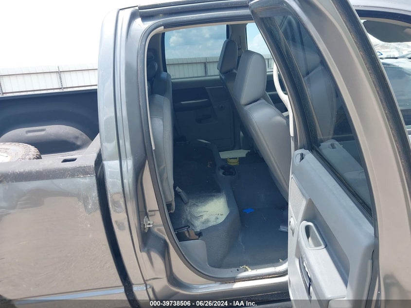 2008 Dodge Ram 1500 St/Sxt VIN: 1D7HU18NX8S586385 Lot: 39738506