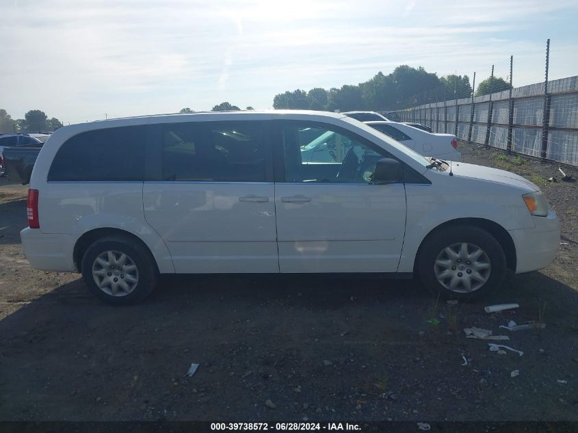 2009 Chrysler Town & Country Lx VIN: 2A8HR44E99R629841 Lot: 39738572