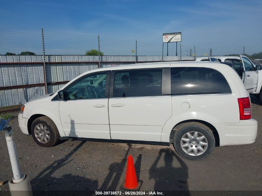 2009 Chrysler Town & Country Lx VIN: 2A8HR44E99R629841 Lot: 39738572