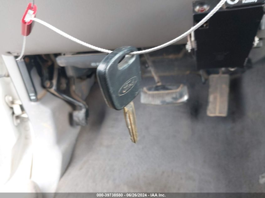 2000 Ford Excursion Xlt VIN: 1FMNU40S9YED78024 Lot: 39738580