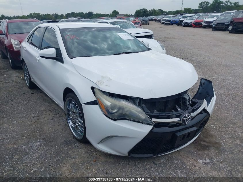 4T1BF1FK9HU670118 2017 TOYOTA CAMRY - Image 1