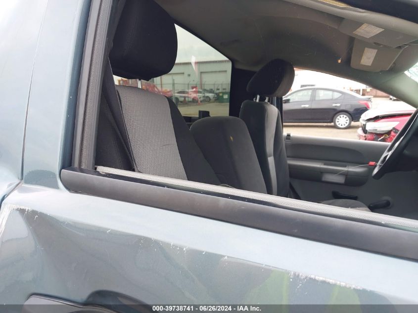 2008 Chevrolet Silverado C1500 VIN: 1GCEC14XX8Z101421 Lot: 39738741