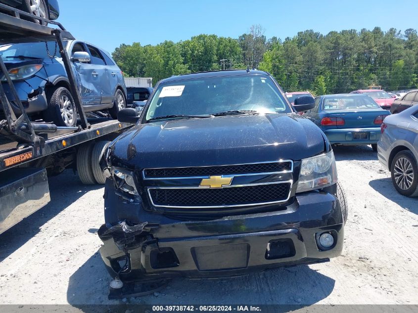 2014 Chevrolet Suburban 1500 Lt VIN: 1GNSCJE01ER136145 Lot: 39738742