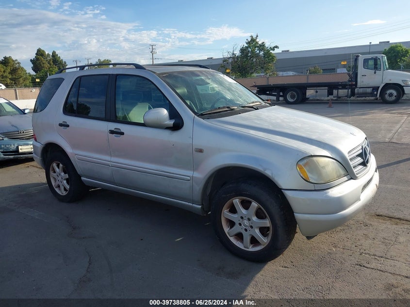1999 Mercedes-Benz Ml 430 VIN: 4JGAB72E7XA076475 Lot: 39738805